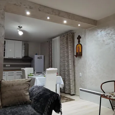 Apartment Nikolaj Lux Nova Varos